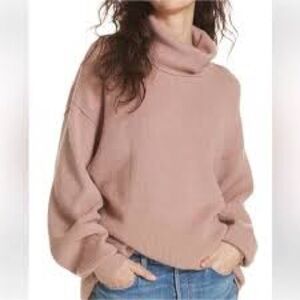 Free People Softly Structured Knit Tunic sweater soft pink size small oversized